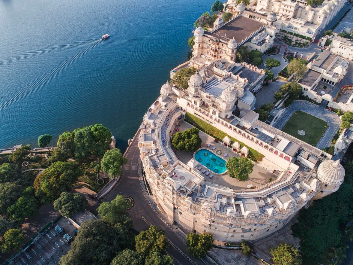 Aerial view of a curved lakeside hotel terrace